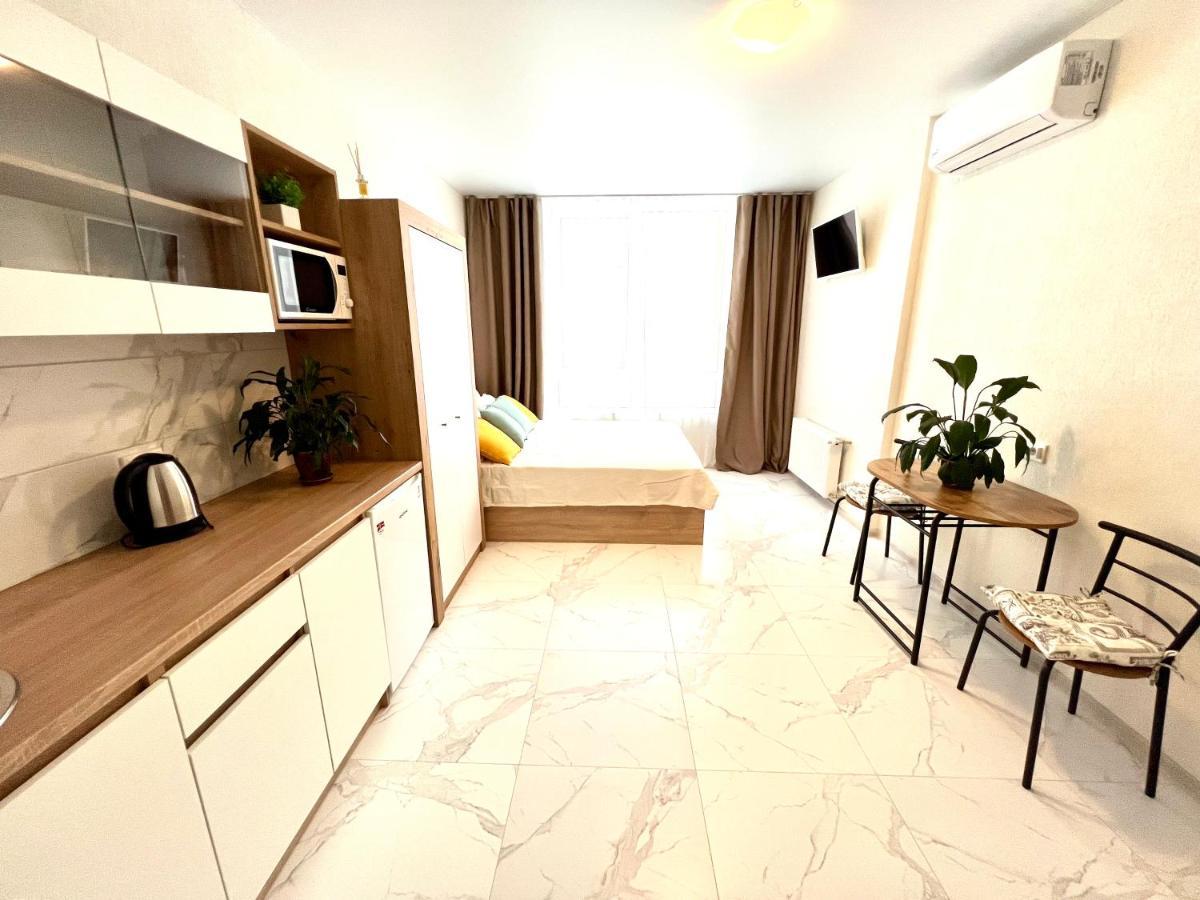 Osapart Hotel In A Complex Semycvit 2 Lviv Bagian luar foto