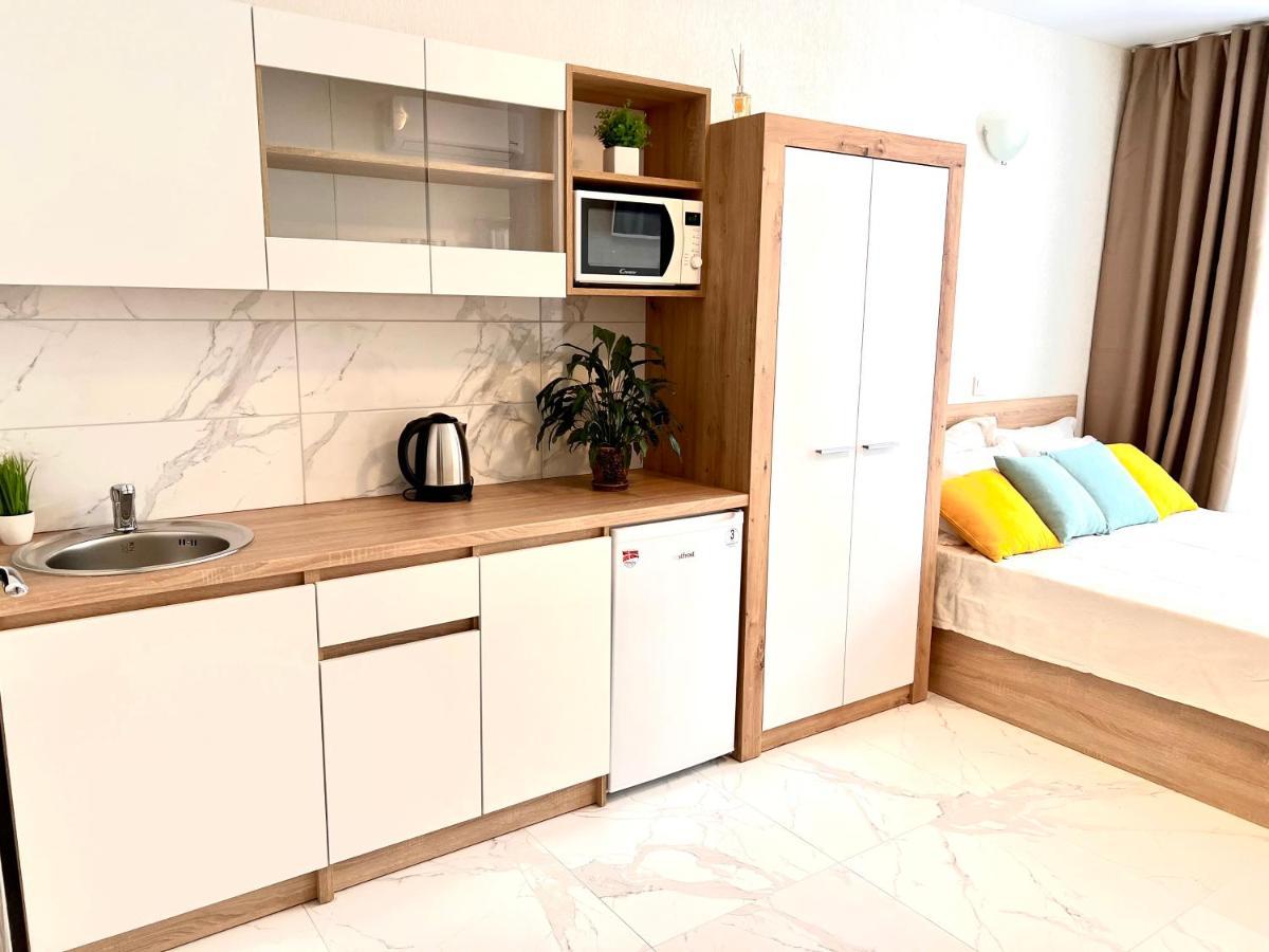Osapart Hotel In A Complex Semycvit 2 Lviv Bagian luar foto