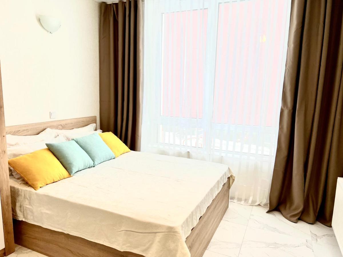 Osapart Hotel In A Complex Semycvit 2 Lviv Bagian luar foto